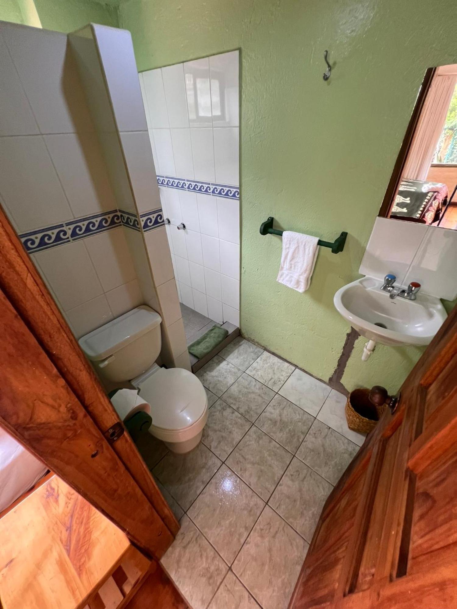 La Casa Verde Eco Guest House Baños Cameră foto