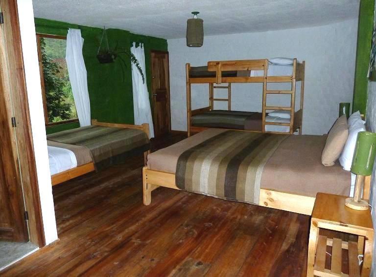 La Casa Verde Eco Guest House Baños Cameră foto